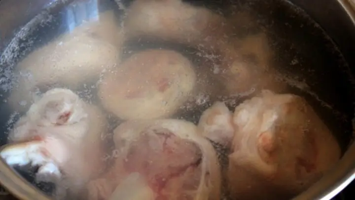 1Hầm chân giò bằng nồi áp suất 1Hầm chân giò bằng nồi áp suất