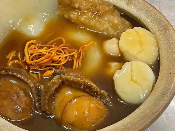 2. Canh đông trùng hạ thảo nấu với hải sản 2. Canh đông trùng hạ thảo nấu với hải sản