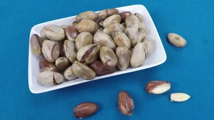 1. Hạt Mít Luộc