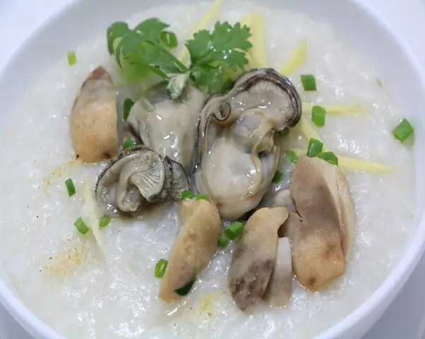 1. Cách nấu cháo hàu đơn giản với hành