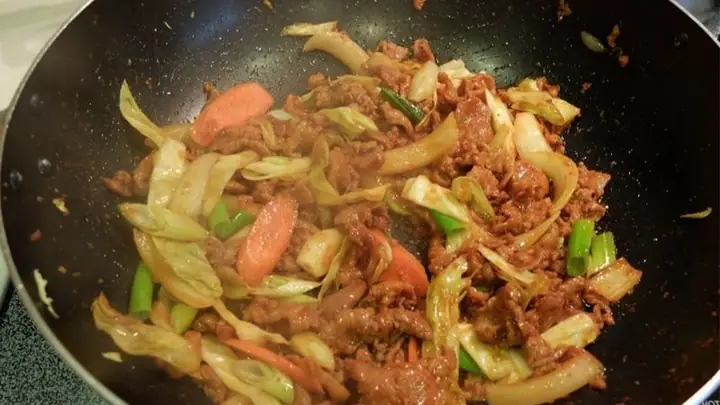 Heo Rừng Xào Hành Tây