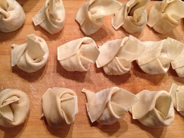 Cách Nấu Hoành Thánh Chay Cách Nấu Hoành Thánh Chay