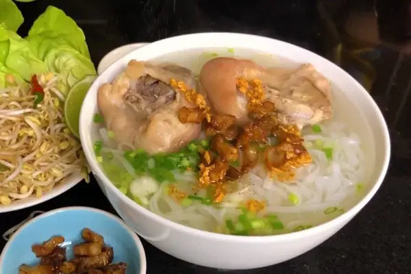 Sự Đa Dạng Của Món Hủ Tiếu Giò Heo