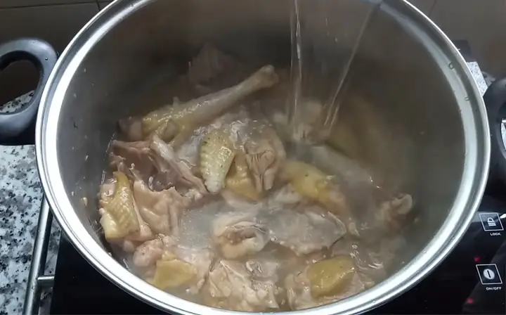 Cách nấu há»§ tiếu gà thÆ¡m ngon, ÄÆ¡n giản, Äầy Äá»§ dinh dưỡng Cách nấu há»§ tiếu gà thÆ¡m ngon, ÄÆ¡n giản, Äầy Äá»§ dinh dưỡng