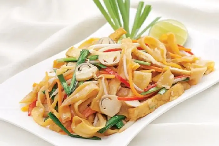 Cách Làm Hủ Tiếu Xào Chay Ngon Đơn Giản Ngay Tại Nhà