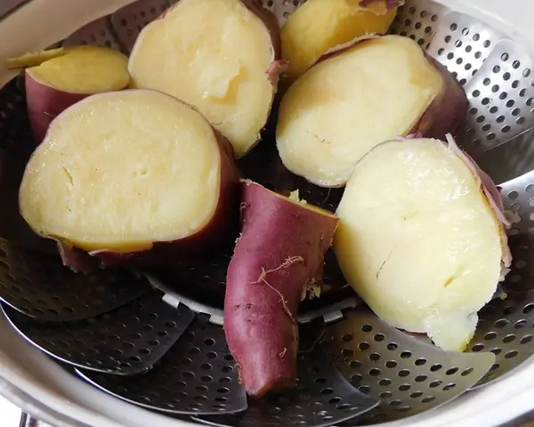 2.1 Luộc Khoai Bằng Lò Vi Sóng Có Thêm Nước 2.1 Luộc Khoai Bằng Lò Vi Sóng Có Thêm Nước