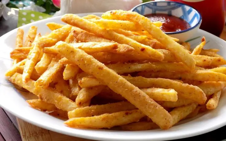 3 Cách Làm Khoai Lang Chiên Giòn Lâu, Thơm Bùi Không Ngấy