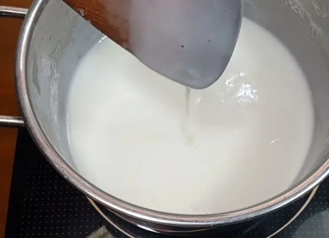 3.2. Các Bước Để Nấu Chè Khoai Môn Bột Năng 3.2. Các Bước Để Nấu Chè Khoai Môn Bột Năng