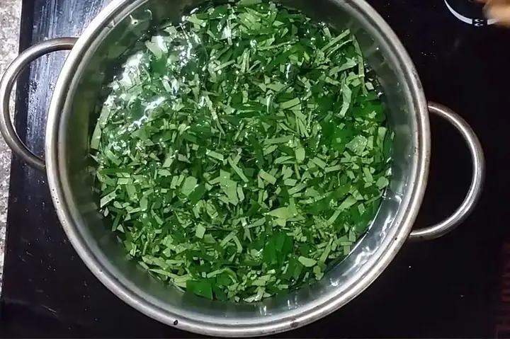 2. Cách Làm Nước Súc Miệng Trầu Không Hiệu Quả Cao