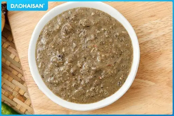 2. Sơ chế và làm riêu cua