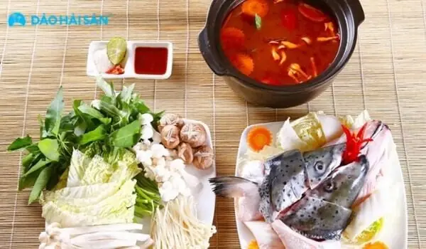 Công Thức Nấu Lẩu Cá Hồi Kimchi