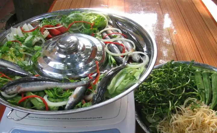 Nguyên liệu làm lẩu cá kèo rau đắngCho 4 người