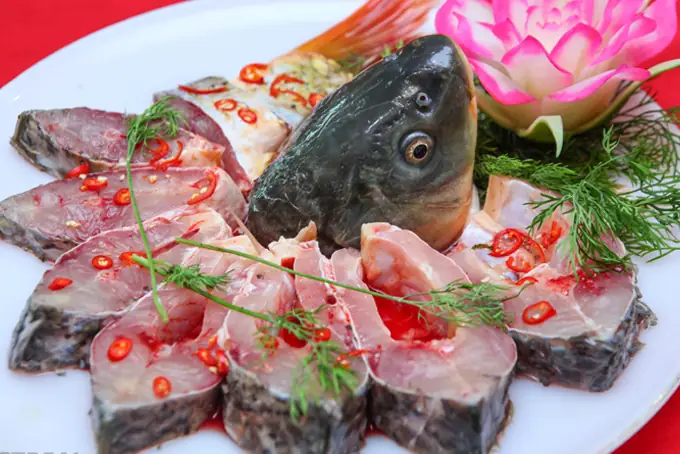 Bước 1: Sơ chế các nguyên liệu