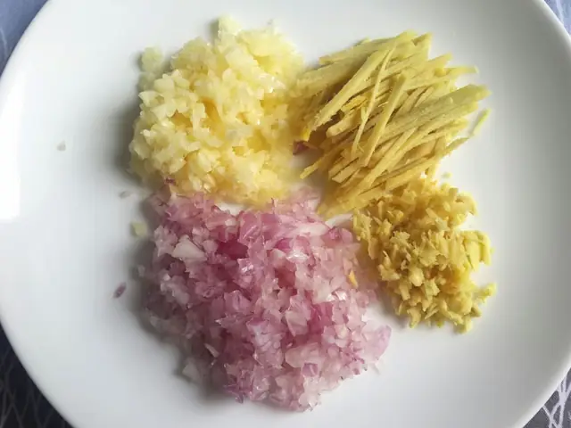 Cách Làm Lẩu Cá Lăng Măng Chua