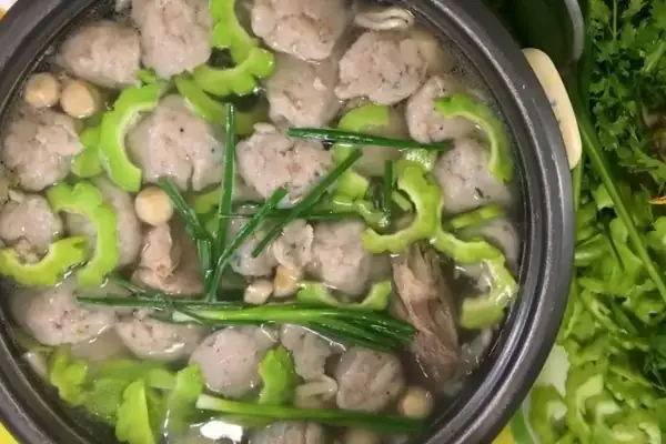 Cách Nấu Lẩu Cá Thác Lác Khổ Qua