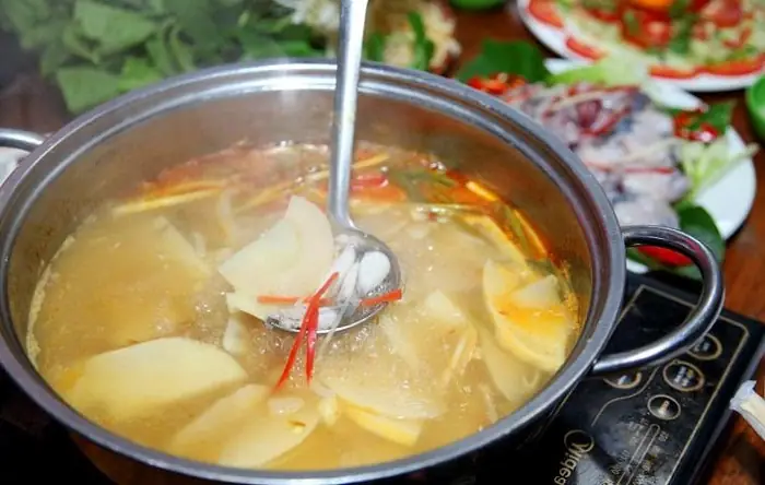 Cách nấu lẩu cua biển măng chua