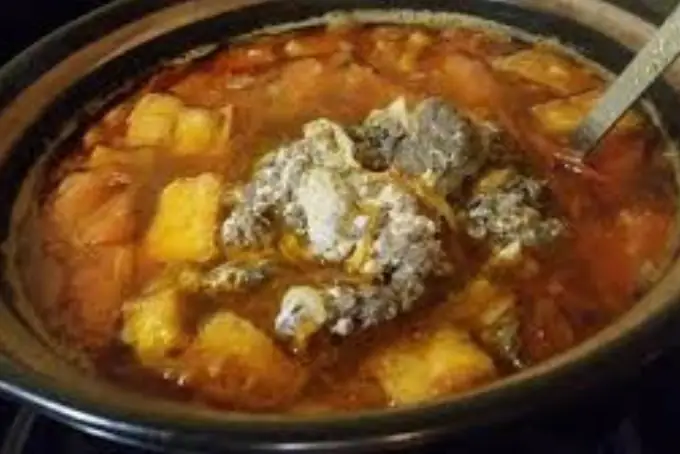 Bước 2: Làm Nước Lẩu Riêu Cua