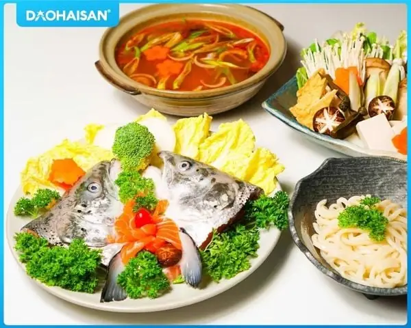 Công Thức Nấu Lẩu Đầu Cá Hồi Chua Cay Hấp Dẫn