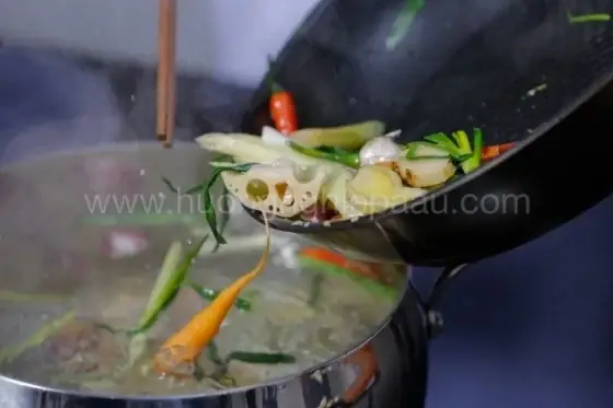 Nấu Nước Lẩu