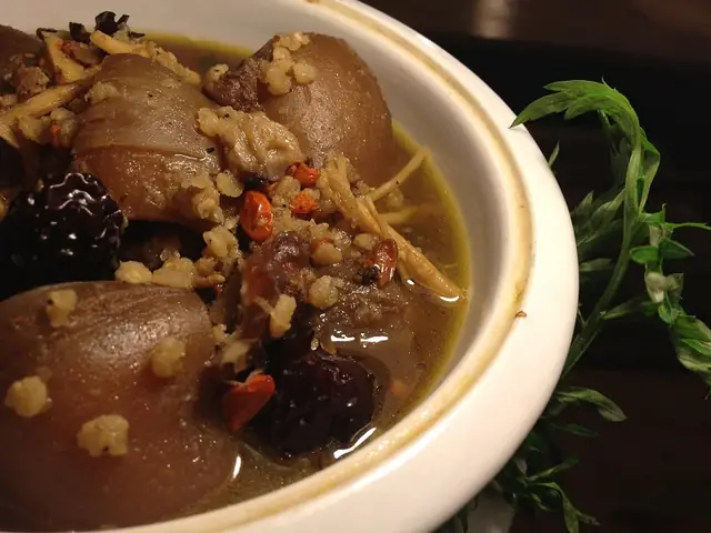 Nguyên liệu nấu lẩu đuôi bò thuốc bắc