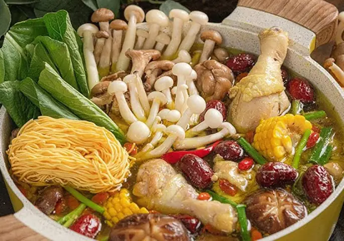 Lẩu Gà Nấm Lẩu Gà Nấm