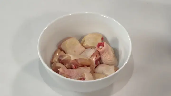 Cách nấu lẩu gà nòi