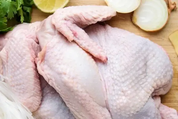 Mẹo sơ chế thịt gà sạch, khử mùi hôi hiệu quả Mẹo sơ chế thịt gà sạch, khử mùi hôi hiệu quả
