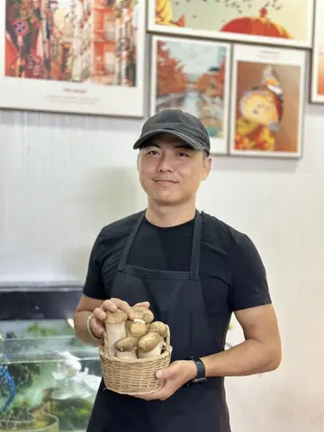 Anh Đặng Văn Việt.