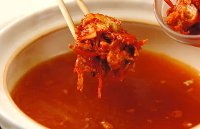 Hương Vị Cay Nồng Của Món Lẩu Kim Chi Này Thật Quá Thích Hợp Cho Một Buổi Chiều Se Se Lạnh.