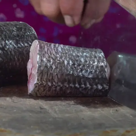 Sơ chế và ướp cá Sơ chế và ướp cá