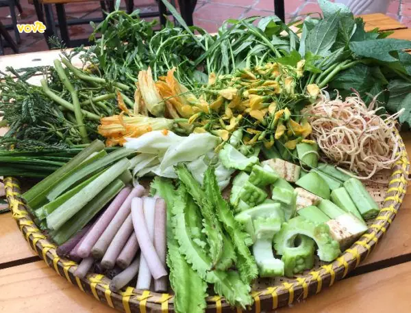 Rau ăn kèm: Rau ăn kèm: