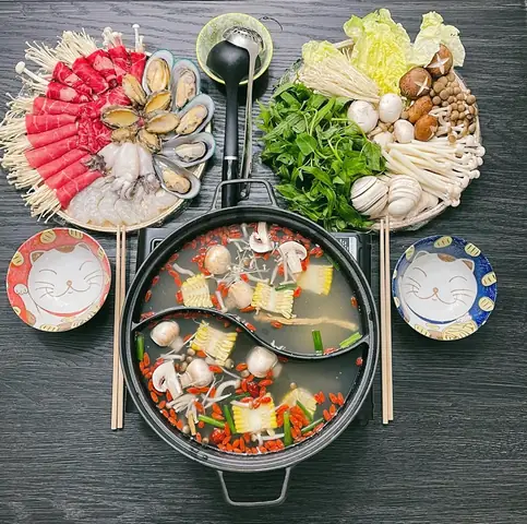 Lẩu Nấm Hải Sản Lẩu Nấm Hải Sản