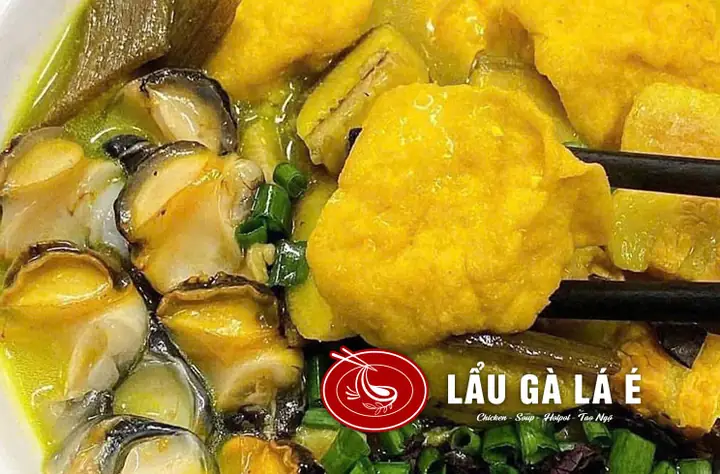 🍲 Nguyên liệu đặc trưng cho món lẩu ốc chuối đậu