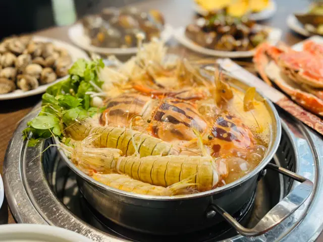 Lẩu Thái Tom Yum Là Gì?