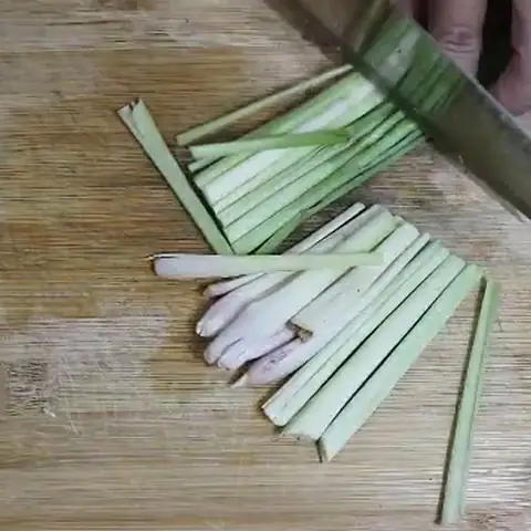 Sơ chế các nguyên liệu khác Sơ chế các nguyên liệu khác