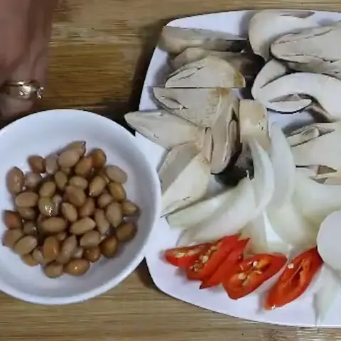 Sơ chế các nguyên liệu khác Sơ chế các nguyên liệu khác