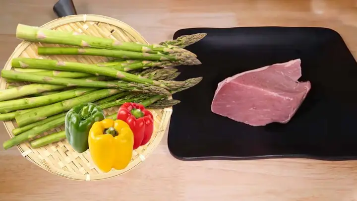 Nguyên Liệu Nấu Món Măng Tây Xào Thịt Bò