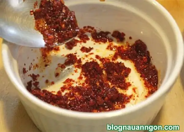 Ngon ngất ngây với món tôm nướng muối ớt mằn mặn, cay cay ngày mát trời!