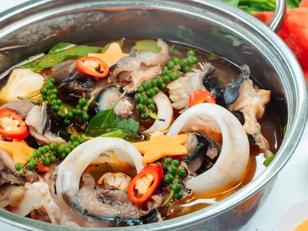 cách nấu mắt cá ngừ hầm thuốc bắc