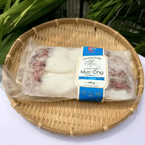 Mực Ống Nguyên Con Làm Sạch Đông Lạnh 500g Mực Ống Nguyên Con Làm Sạch Đông Lạnh 500g