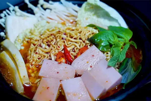 Bước 3: Hoàn Thiện Món Ăn