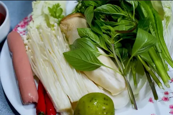 Mì Cay Chay Gồm Những Gì ?