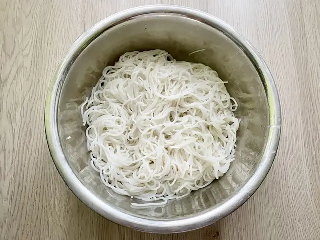 Luộc mì Luộc mì