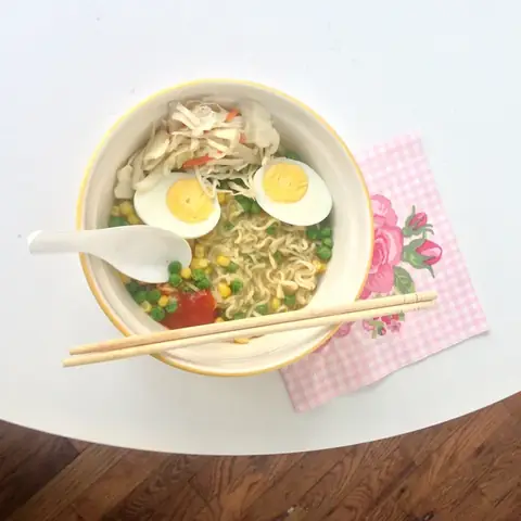 Cách Nấu Mì Ramen Ăn Liền Ngon Như Ngoài Hàng