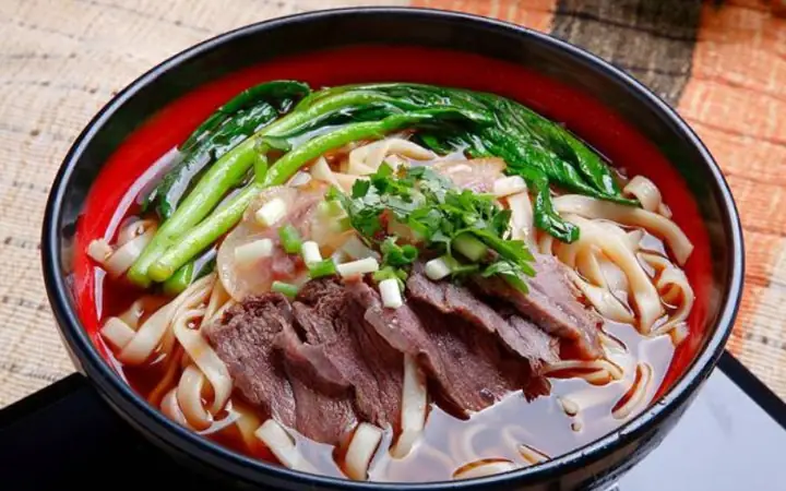 Cách Nấu Mì Thịt Bò Cho Bữa Sáng Nhanh Gọn, Vẫn Đủ Chất Cách Nấu Mì Thịt Bò Cho Bữa Sáng Nhanh Gọn, Vẫn Đủ Chất