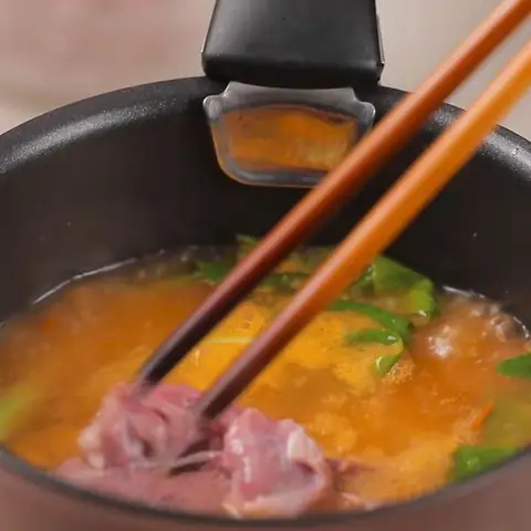 Nấu Mì Và Thưởng Thức Nấu Mì Và Thưởng Thức