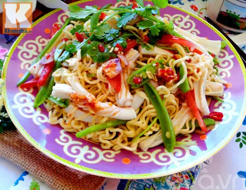 Ngoài Món Mì Bò, Bạn Cũng Có Thể Chế Biến Mì Tôm Thành Các Món Ăn Hấp Dẫn Khác Chắc Chắn Ai Cũng Thích. Ngoài Món Mì Bò, Bạn Cũng Có Thể Chế Biến Mì Tôm Thành Các Món Ăn Hấp Dẫn Khác Chắc Chắn Ai Cũng Thích.