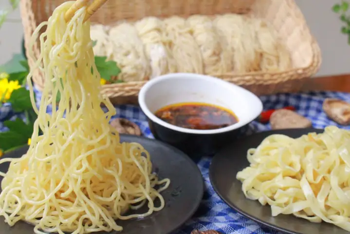 Cách trụng mì tươi ngon của người Hoa