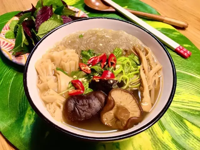 2 cách làm miến nước chay thanh đạm, dễ nấu, ngon ngọt tự nhiên