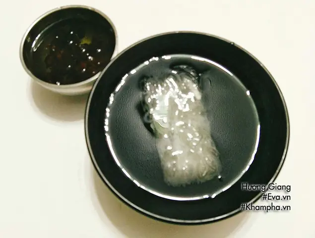 Miến nấu lòng mề vừa dễ làm nhanh gọn lại ngon miệng, thích hợp thưởng thức vào bữa sáng. Miến nấu lòng mề vừa dễ làm nhanh gọn lại ngon miệng, thích hợp thưởng thức vào bữa sáng.